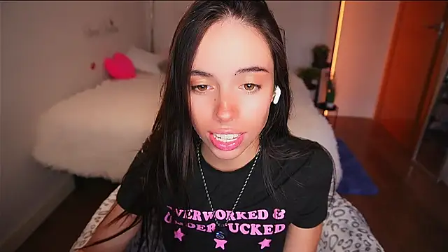 Dayna Nebula online show from January 12, 8:32 am