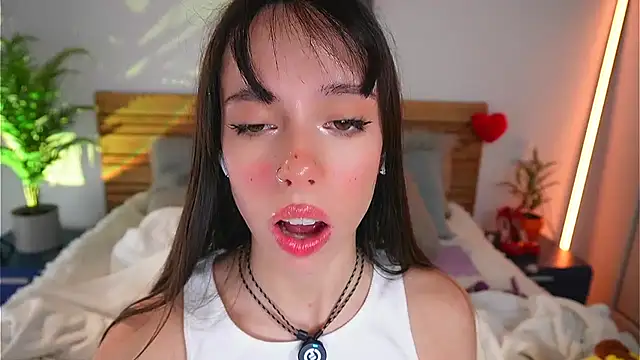 Dayna Nebula online show from March 29, 12:40 pm