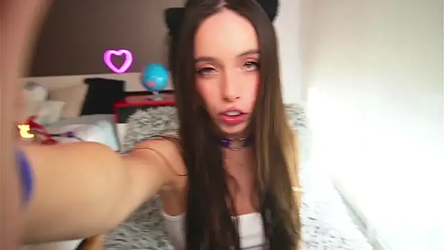 Dayna Nebula online show from February 11, 3:08 pm