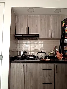 Snapshot of Bella_Fior chatting on February 9, 9:57 pm Bella Fior online show from February 9, 9:57 pm