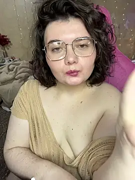 DenisHailey online show from May 5, 6:11 pm