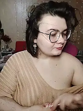 DenisHailey online show from April 8, 6:09 pm