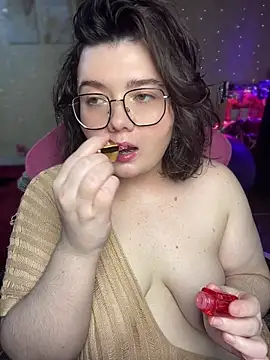 DenisHailey online show from May 9, 6:33 pm