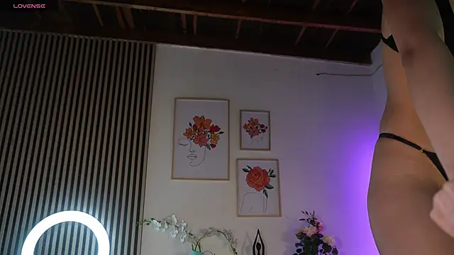 LillyDolls23 online show from April 11, 1:37 pm