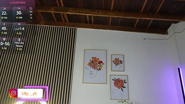 LillyDolls23 online show from November 4, 12:31 pm