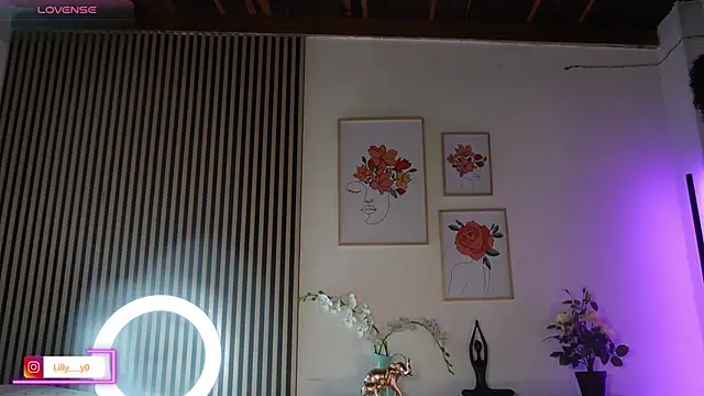 LillyDolls23 online show from March 20, 1:23 pm