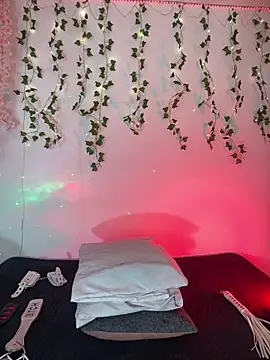 im marianaG online show from February 23, 6:19 pm