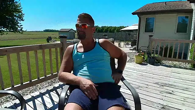 Snapshot of originalhempfarmer chatting on June 2, 3:23 pm originalhempfarmer online show from June 2, 3:23 pm
