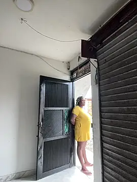 kasandra smith  online show from December 17, 4:12 pm