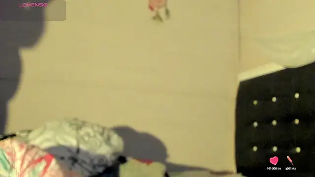 kasandra smith  online show from September 9, 11:25 pm