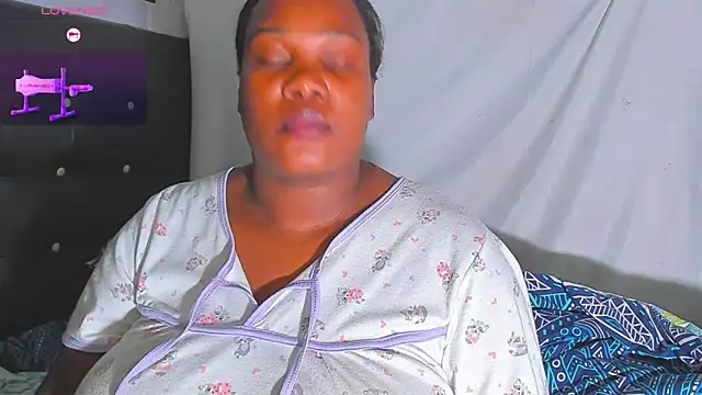 kasandra smith  online show from February 27, 1:52 am