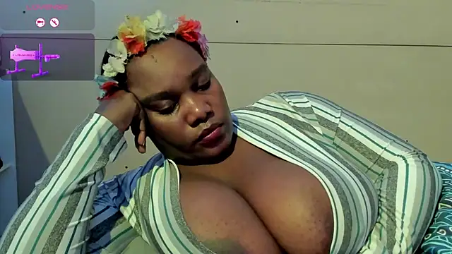 kasandra smith  online show from September 18, 8:12 pm