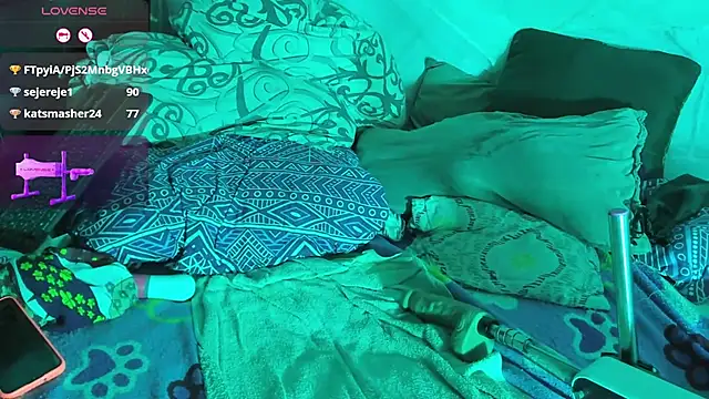 kasandra smith  online show from March 4, 1:23 am