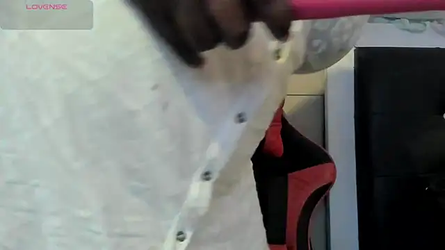 kasandra smith  online show from September 30, 9:43 pm