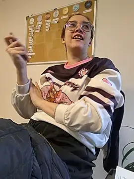 NaomiShimizu online show from April 17, 8:22 pm