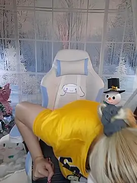 NaomiShimizu online show from December 15, 9:09 pm