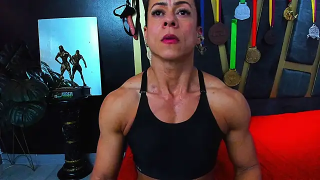 Khloe Rossich online show from December 13, 8:04 pm