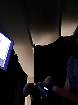 chillmfrs online show from November 23, 11:42 am