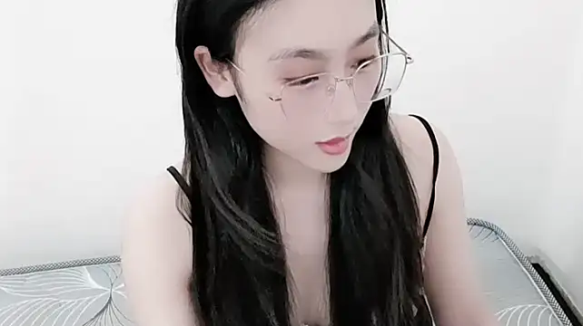 Snapshot of Chuppa_Chup chatting on May 27, 3:19 pm Chuppa Chup online show from May 27, 3:19 pm