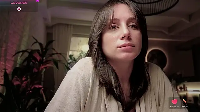 moon deity  online show from December 10, 7:26 am