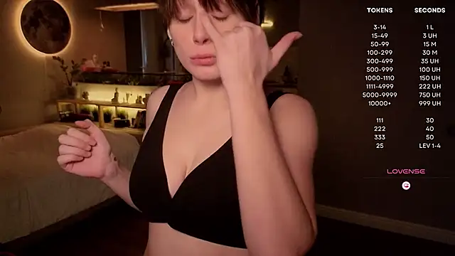 moon deity  online show from October 13, 2:40 pm