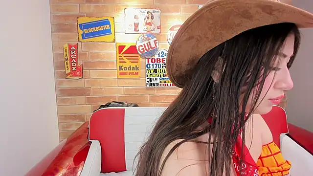 miss  pamela online show from October 27, 11:00 am