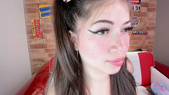 Snapshot of miss__pamela chatting on October 3, 11:12 am miss pamela online show from October 3, 11:12 am