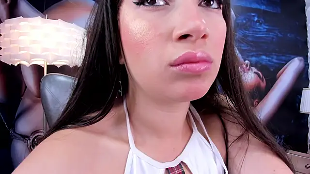 Snapshot of miss__pamela chatting on March 10, 11:01 am miss pamela online show from March 10, 11:01 am