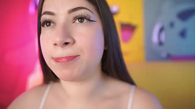 miss  pamela online show from April 3, 11:05 am