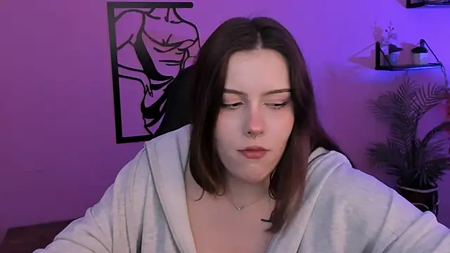 Snapshot of CoralineKeyns chatting on March 6, 11:58 am CoralineKeyns online show from March 6, 11:58 am