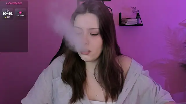 Snapshot of CoralineKeyns chatting on February 28, 5:48 am CoralineKeyns online show from February 28, 5:48 am