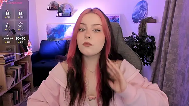 CoralineKeyns online show from April 4, 2:29 am