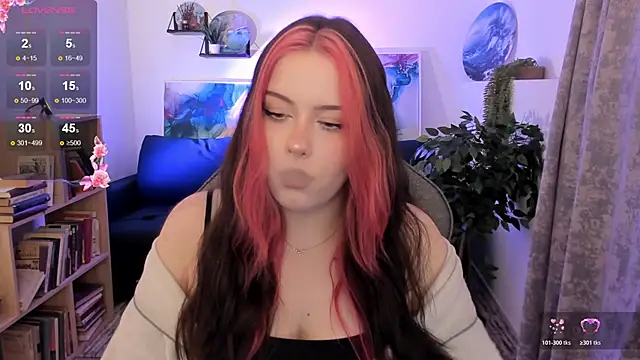 CoralineKeyns online show from April 1, 6:26 am