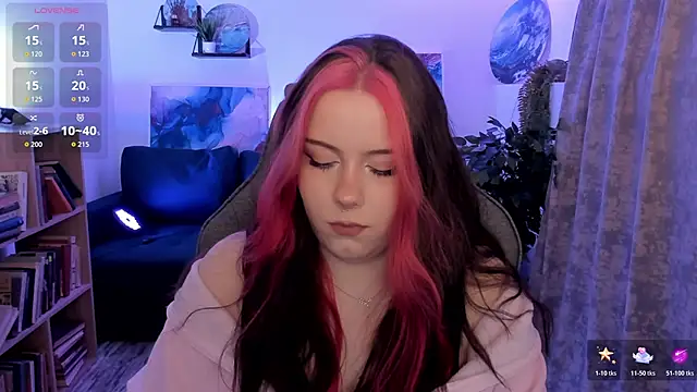 CoralineKeyns online show from March 27, 8:26 am