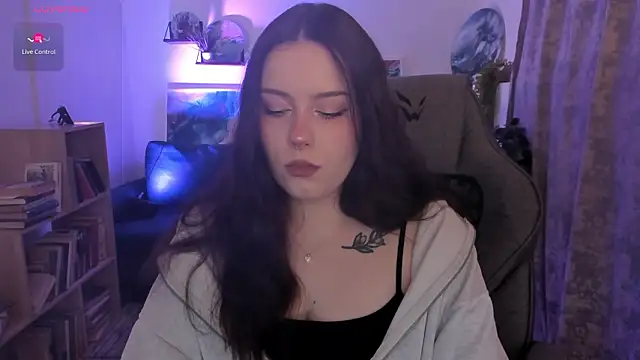 CoralineKeyns online show from February 26, 5:40 am