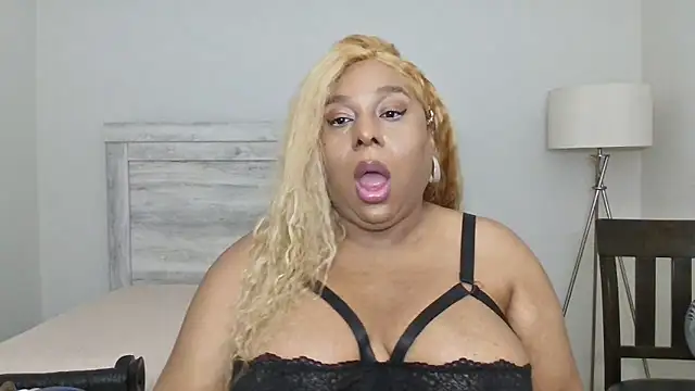 Carmen Cream online show from November 8, 11:58 am