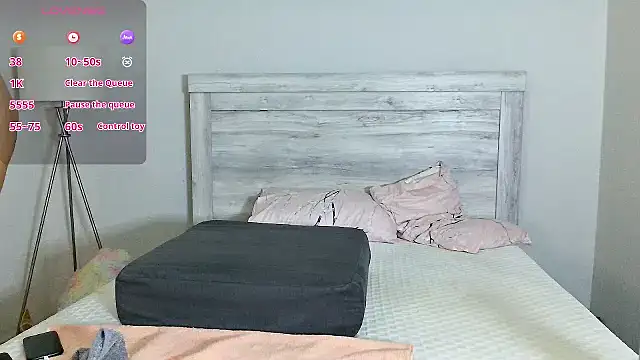 Snapshot of Carmen_Cream chatting on June 21, 2:28 am Carmen Cream online show from June 21, 2:28 am