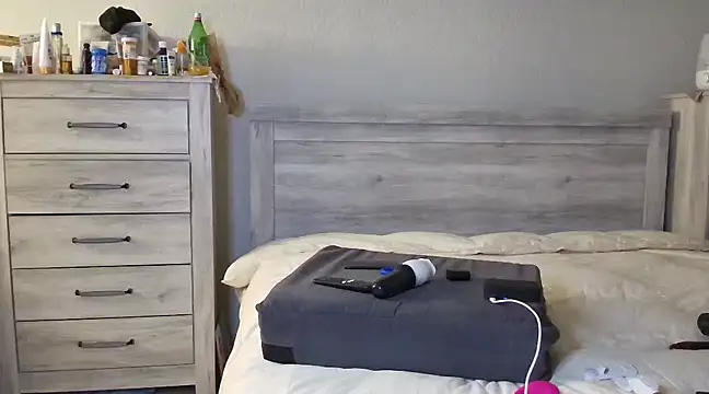 Carmen Cream online show from January 10, 4:12 am