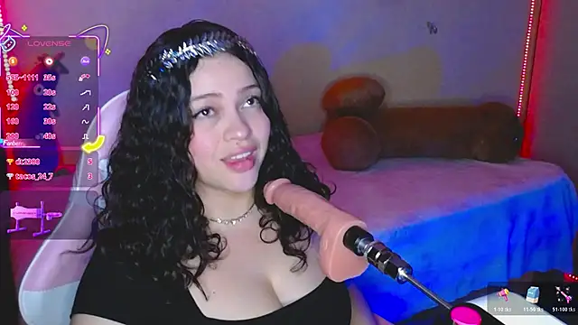Snapshot of kim_saenz20 chatting on April 20, 4:37 am kim saenz20 online show from April 20, 4:37 am