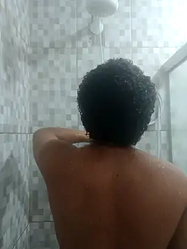 Nicolaskribeiro online show from November 6, 8:46 pm