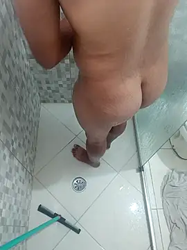 Nicolaskribeiro online show from February 15, 4:06 pm