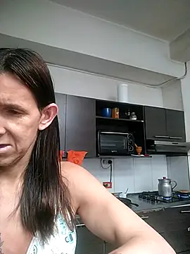 Snapshot of Cameron_puppy chatting on June 24, 7:01 pm Cameron puppy online show from June 24, 7:01 pm