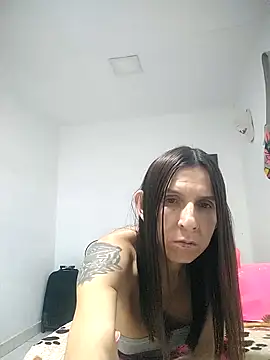 Snapshot of Cameron_puppy chatting on June 20, 6:29 am Cameron puppy online show from June 20, 6:29 am