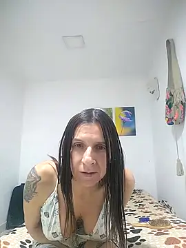 Snapshot of Cameron_puppy chatting on June 21, 6:52 am Cameron puppy online show from June 21, 6:52 am