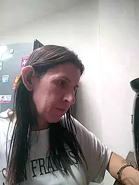 Snapshot of Cameron_puppy chatting on June 26, 7:31 pm Cameron puppy online show from June 26, 7:31 pm