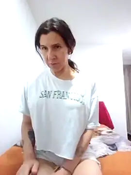 Cameron puppy online show from November 9, 10:25 pm