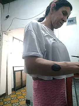 Cameron puppy online show from April 14, 7:19 pm