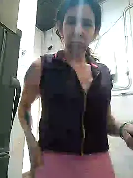 Cameron puppy online show from March 6, 6:36 pm