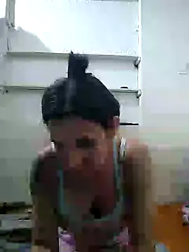 Cameron puppy online show from April 6, 4:52 pm