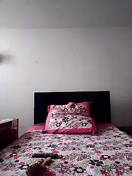 Cameron puppy online show from October 22, 6:40 pm